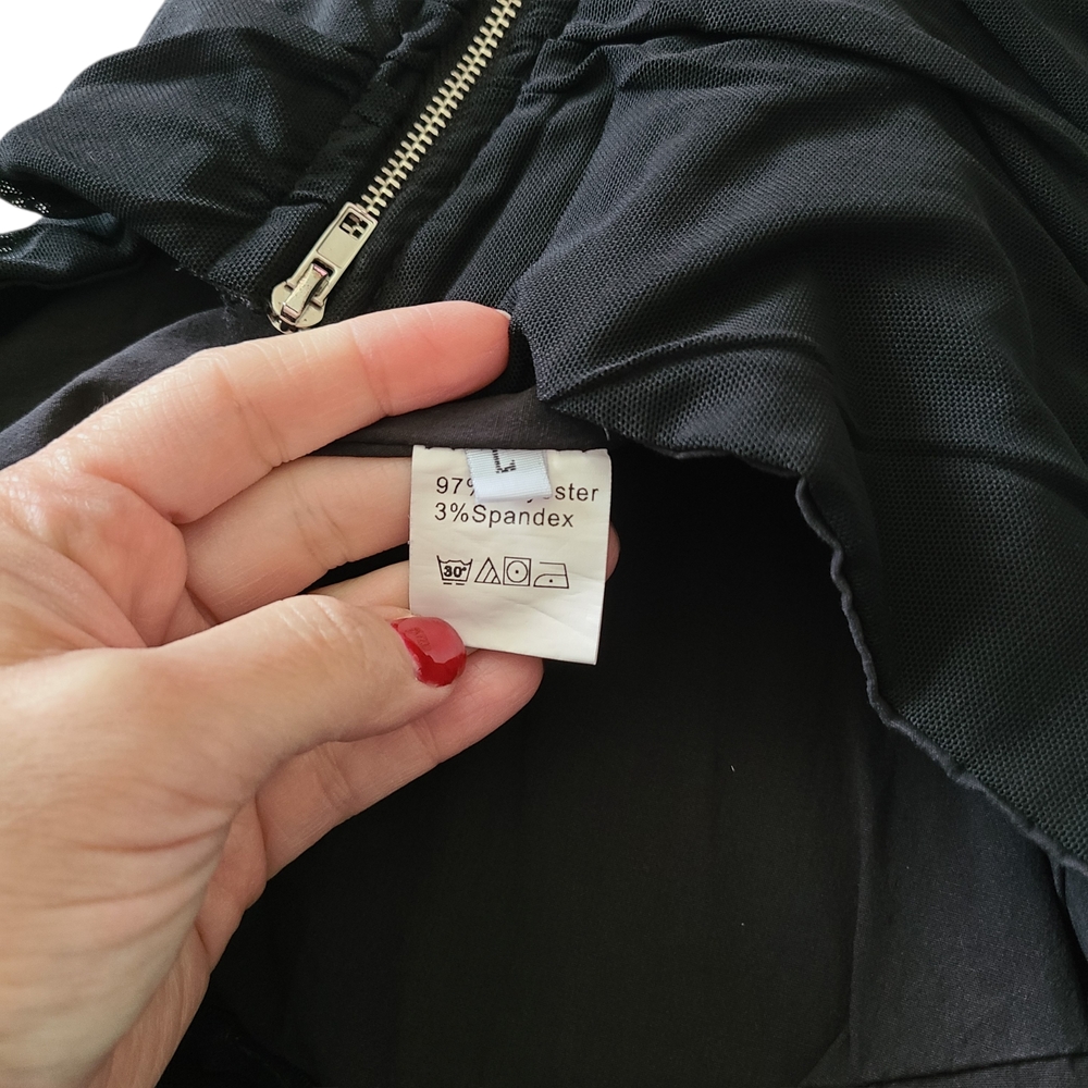 Black Ruched Skirt with Zipper - Picture 3 of 8